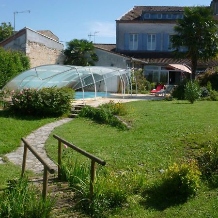 Clos Muneau Aiguillon Bagian luar foto